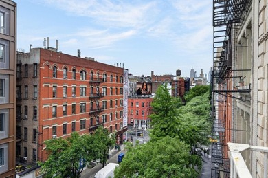 Beautifully renovated and spanning approximately 2,000 square - photo 11