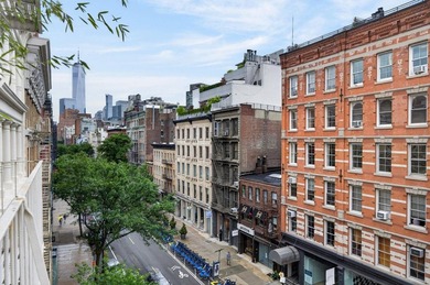 Beautifully renovated and spanning approximately 2,000 square - photo 12