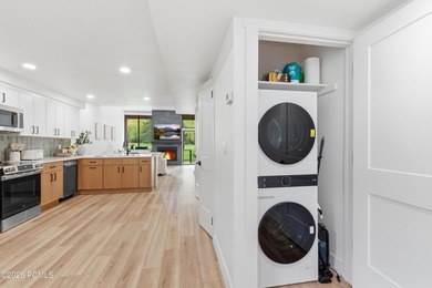 This stunning 4-bedroom, 2.5-bath end-unit residence in the Park - photo 16
