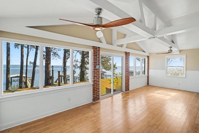 Welcome to your dream lakefront retreat-a stunning brick ranch - photo 18