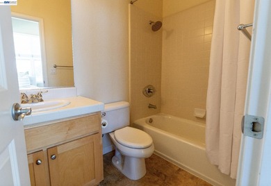 Located in the heart of Japantown, this beautifully designed - photo 22