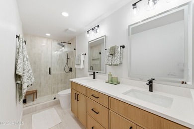 This stunning 4-bedroom, 2.5-bath end-unit residence in the Park - photo 22