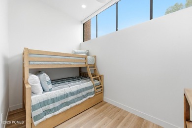 This stunning 4-bedroom, 2.5-bath end-unit residence in the Park - photo 31