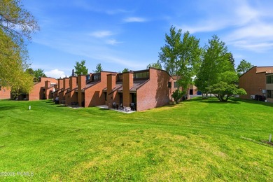 This stunning 4-bedroom, 2.5-bath end-unit residence in the Park - photo 35