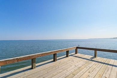 Welcome to your dream lakefront retreat-a stunning brick ranch - photo 49