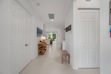 Beautifully maintained 3-bedroom, 3-bath home in the highly - photo 4