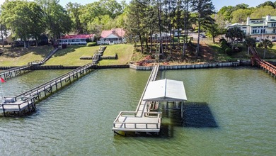Welcome to your dream lakefront retreat-a stunning brick ranch - photo 57