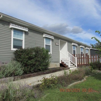 Smith Mountain Lake Home For Sale in Hardy Virginia