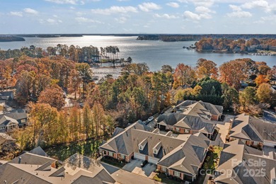 Lake Norman Townhome/Townhouse For Sale in Denver North Carolina