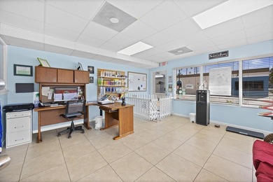 Well-established pet grooming salon in Deerfield Beach, located - photo 4
