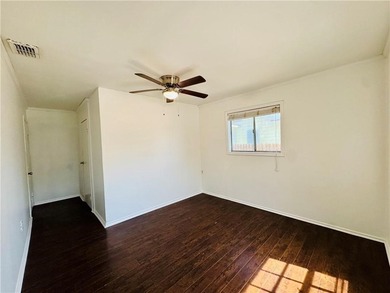 Great Investment opportunity for someone looking to add to a - photo 11