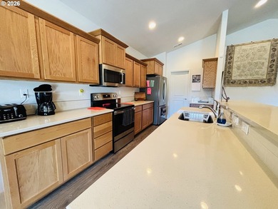 Newly built and thoughtfully designed with future potential in - photo 14