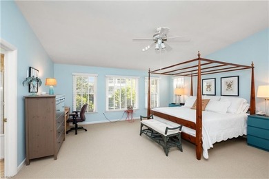 Beautiful six bedroom, four full bathroom oceanside coastal home - photo 15
