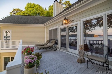 A MUST SEE BEAUTIFUL MAIN LAKE POINT HOME/PROPERTY - photo 15