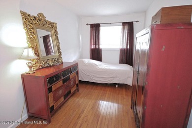 WELCOME TO STONEGATE AT GRASMERE-One of Staten Island's premier - photo 17