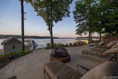 A MUST SEE BEAUTIFUL MAIN LAKE POINT HOME/PROPERTY - photo 20