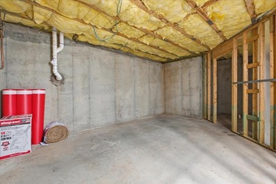 LOOKING FOR STORAGE SPACE MOST HOMES NO LONGER OFFER? Finding a - photo 21