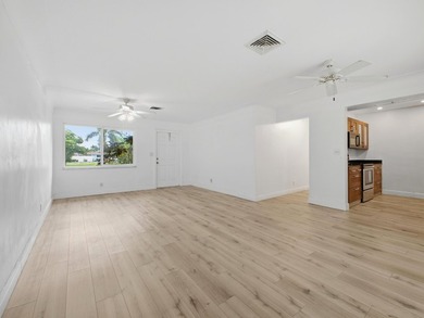 THE HOTTEST DUPLEX OPPORTUNITY IN OAKLAND PARK - WALK TO FUNKY - photo 23