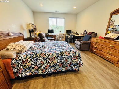 Newly built and thoughtfully designed with future potential in - photo 23