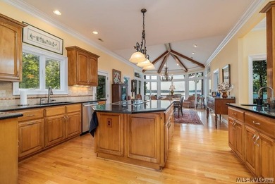 A MUST SEE BEAUTIFUL MAIN LAKE POINT HOME/PROPERTY - photo 34
