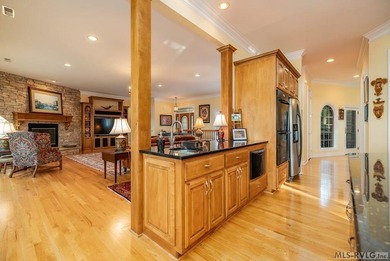A MUST SEE BEAUTIFUL MAIN LAKE POINT HOME/PROPERTY - photo 38