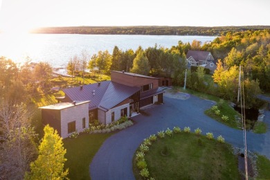 Lake Home For Sale in Stratford, 