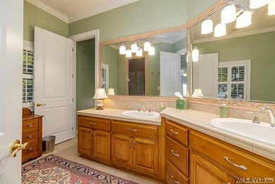 A MUST SEE BEAUTIFUL MAIN LAKE POINT HOME/PROPERTY - photo 52