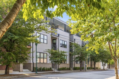 (private lake, pond, creek) Townhome/Townhouse Sale Pending in Chattanooga Tennessee