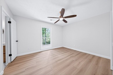 Tucked into the heart of highly desirable Green Island Hills - photo 34