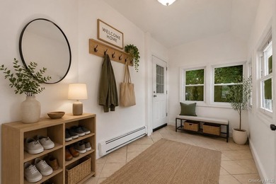Welcome to this spacious single-family home in the heart of New - photo 4