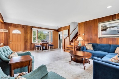 Charming Craftsman Expanded Ranch with Lake Views & Turn-Key! - photo 6