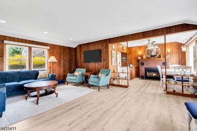 Charming Craftsman Expanded Ranch with Lake Views & Turn-Key! - photo 9