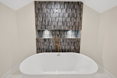 Tucked into the heart of highly desirable Green Island Hills - photo 41