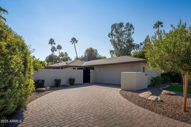 Nestled on a quiet interior lot, this home perfectly balances - photo 3
