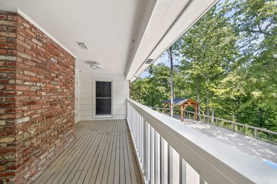 Tucked into the heart of highly desirable Green Island Hills - photo 50