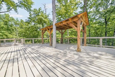 Tucked into the heart of highly desirable Green Island Hills - photo 55