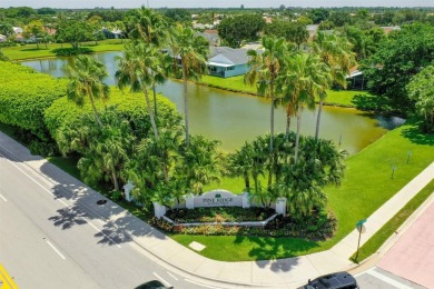 (private lake, pond, creek) Condo For Sale in Delray Beach Florida