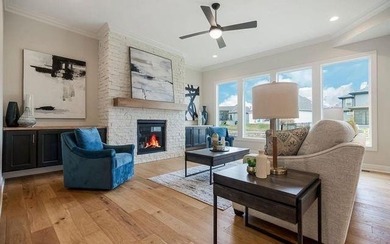 The Kinsley*-This 5 bedroom home has 2 bedrooms on the main lvl - photo 3