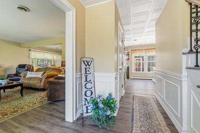 LOCATION, LOCATION, LOCATION! Nestled in highly sought-after - photo 13