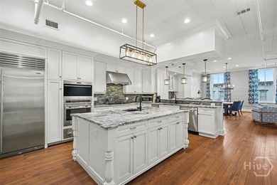 Unique penthouse in the heart of Savannah's Landmark Historic - photo 15