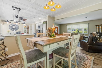 LOCATION, LOCATION, LOCATION! Nestled in highly sought-after - photo 17