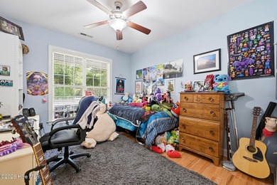 **SELLER OFFERING UP TO $7,500 IN CLOSING COSTS** Wake up to - photo 20