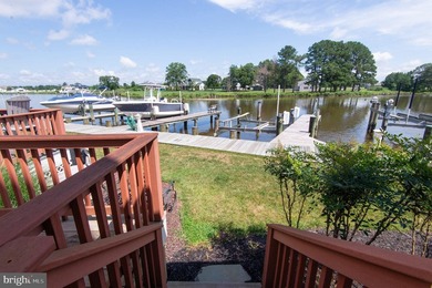 Riverfront Townhome with Private Boat Slip on the Warwick River! - photo 22
