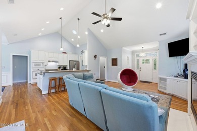 **SELLER OFFERING UP TO $7,500 IN CLOSING COSTS** Wake up to - photo 24