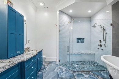 Unique penthouse in the heart of Savannah's Landmark Historic - photo 26