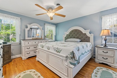 LOCATION, LOCATION, LOCATION! Nestled in highly sought-after - photo 26