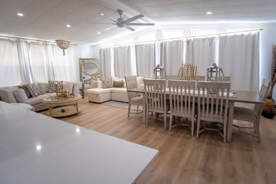 CHEVY EQIUNOX INCLUDED-Refined Renovation in Vibrant Naples - photo 8
