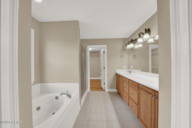 This CUSTOM all brick one level 4 bedroom 3.5 bath home with - photo 31