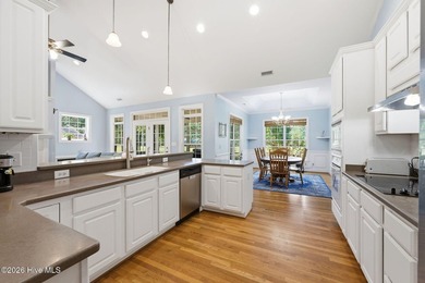 **SELLER OFFERING UP TO $7,500 IN CLOSING COSTS** Wake up to - photo 31