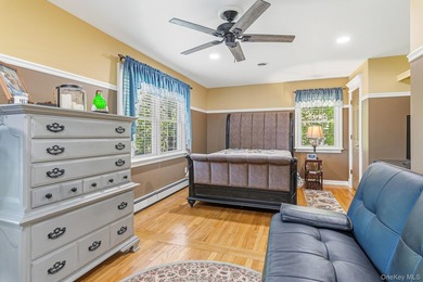 LOCATION, LOCATION, LOCATION! Nestled in highly sought-after - photo 31